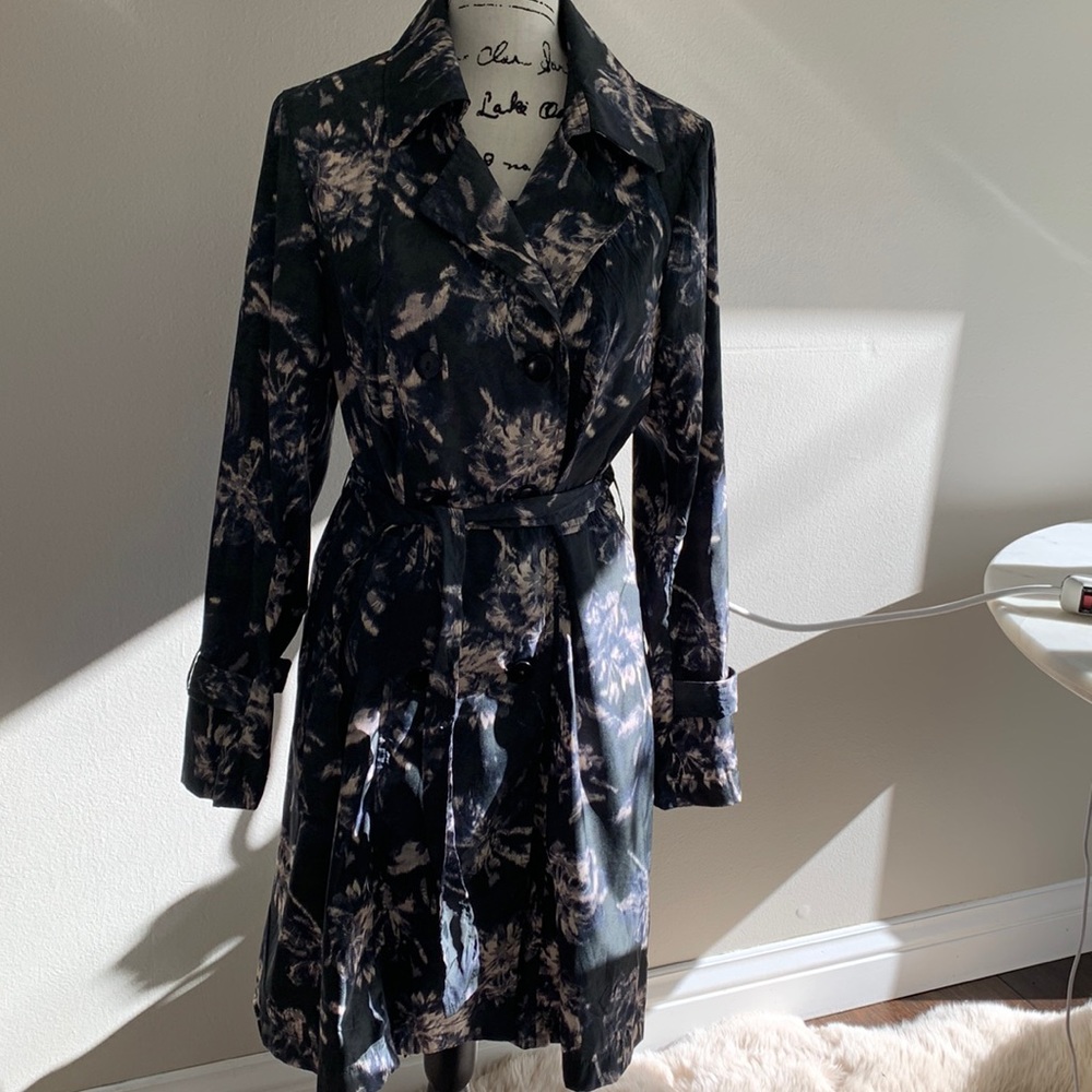 DeCa Paris  Stunning Floral Trench T3 (Large)